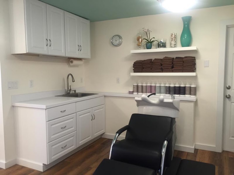 Surf Salon, beauty salon in Hood River, OR, photo 2 of 6